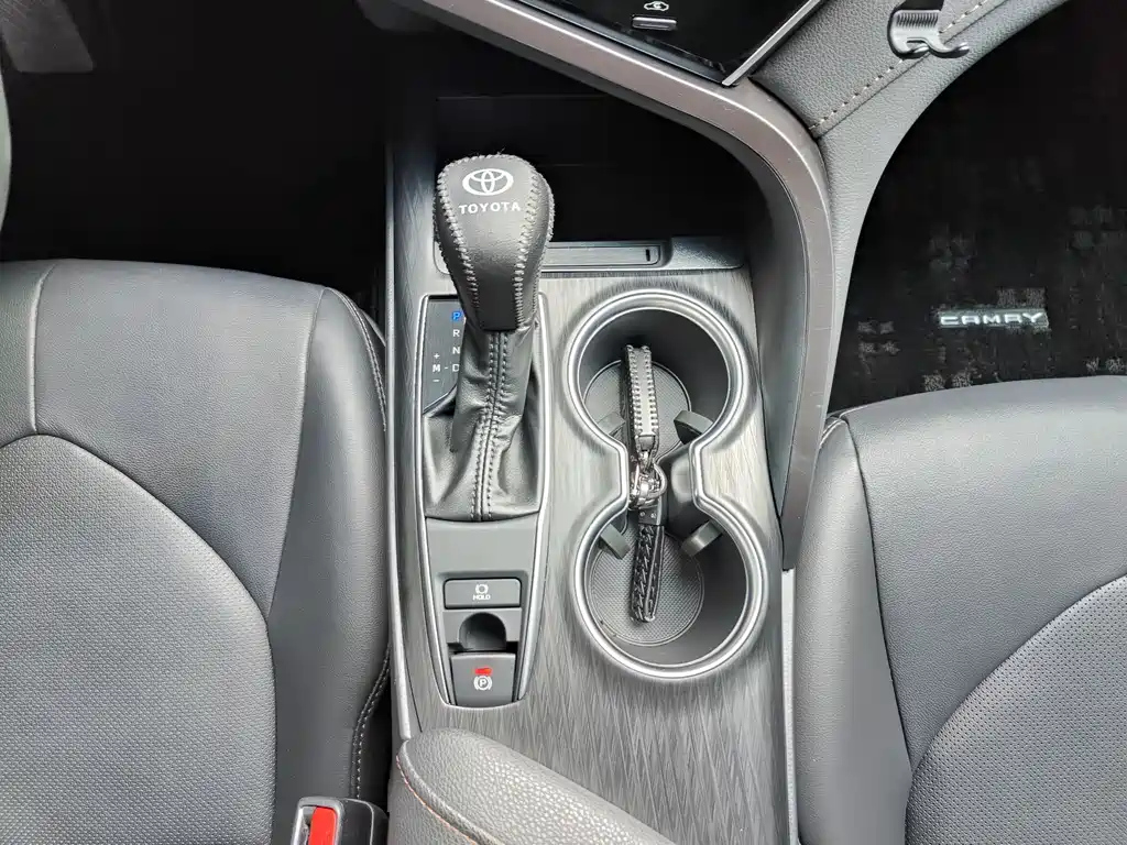 TOYOTA CAMRY 2022