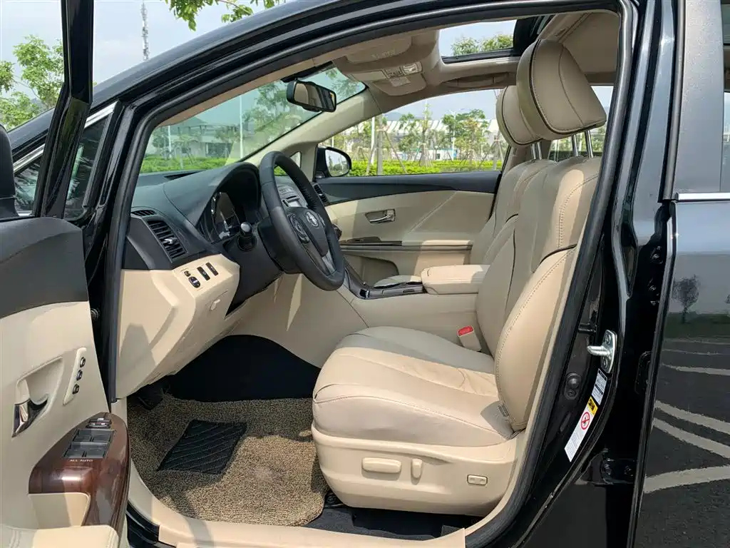TOYOTA VENZA IMPORT 2014