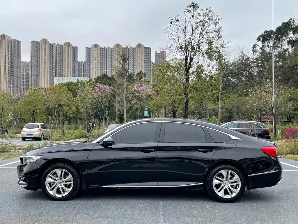 HONDA ACCORD 2020