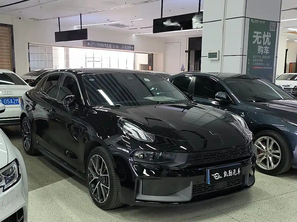 LYNK&CO 03 2021