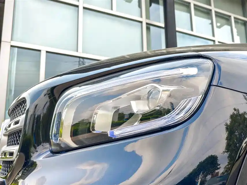 MERCEDES BENZ GLB 2022