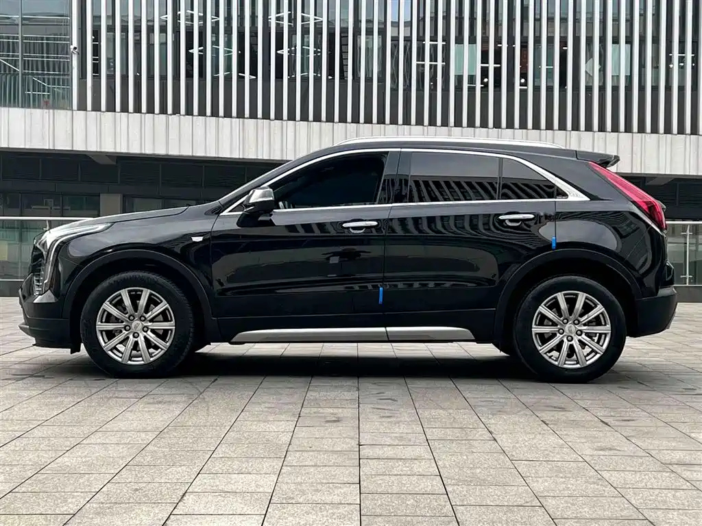 CADILLAC XT4 2020