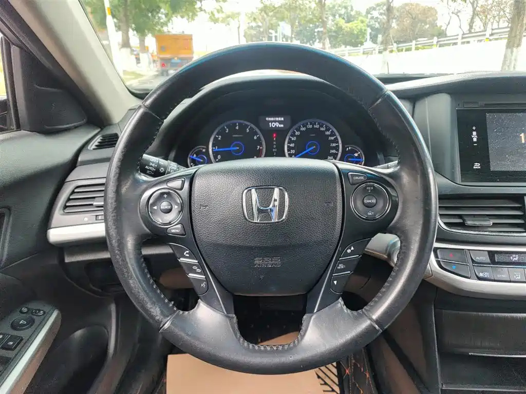 HONDA CROSSTOUR 2015