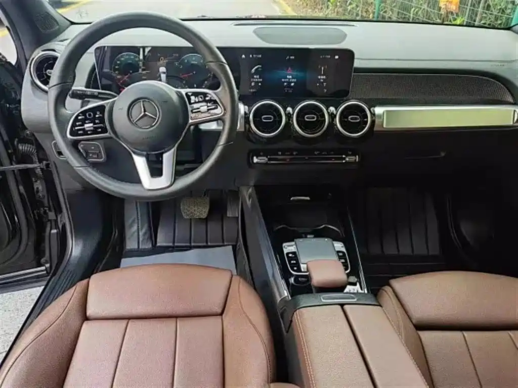 MERCEDES BENZ GLB 2020