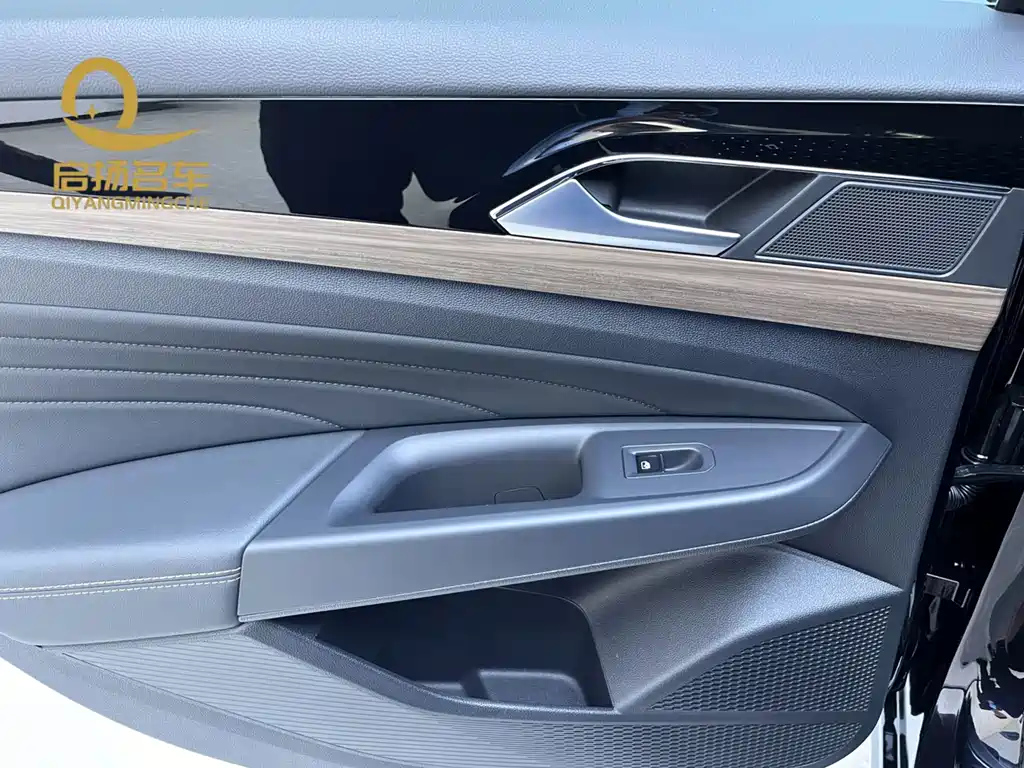 VOLKSWAGEN PASSAT 2021