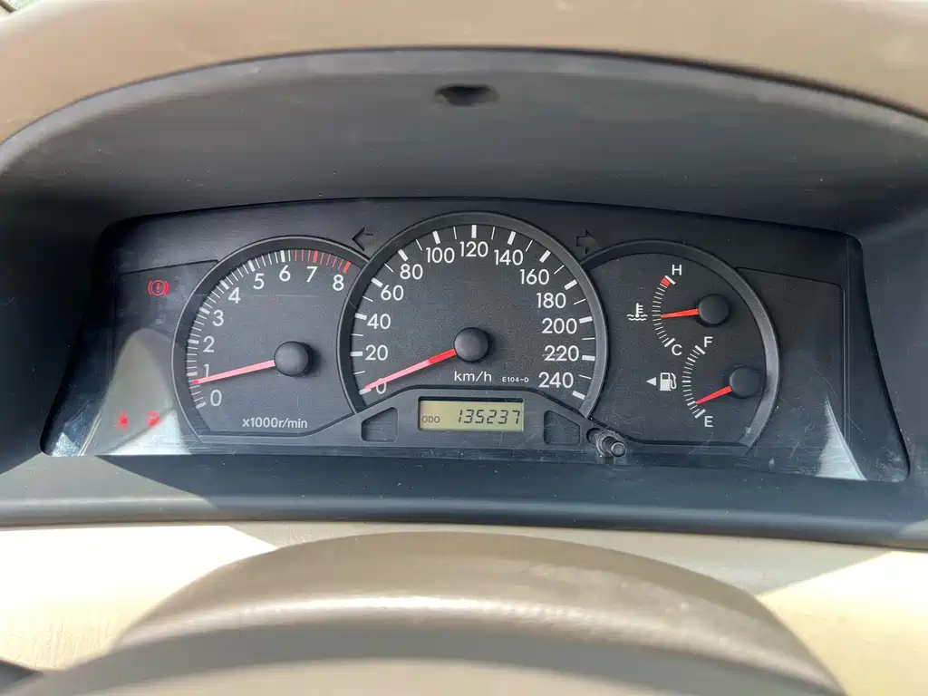 TOYOTA COROLLA 2010