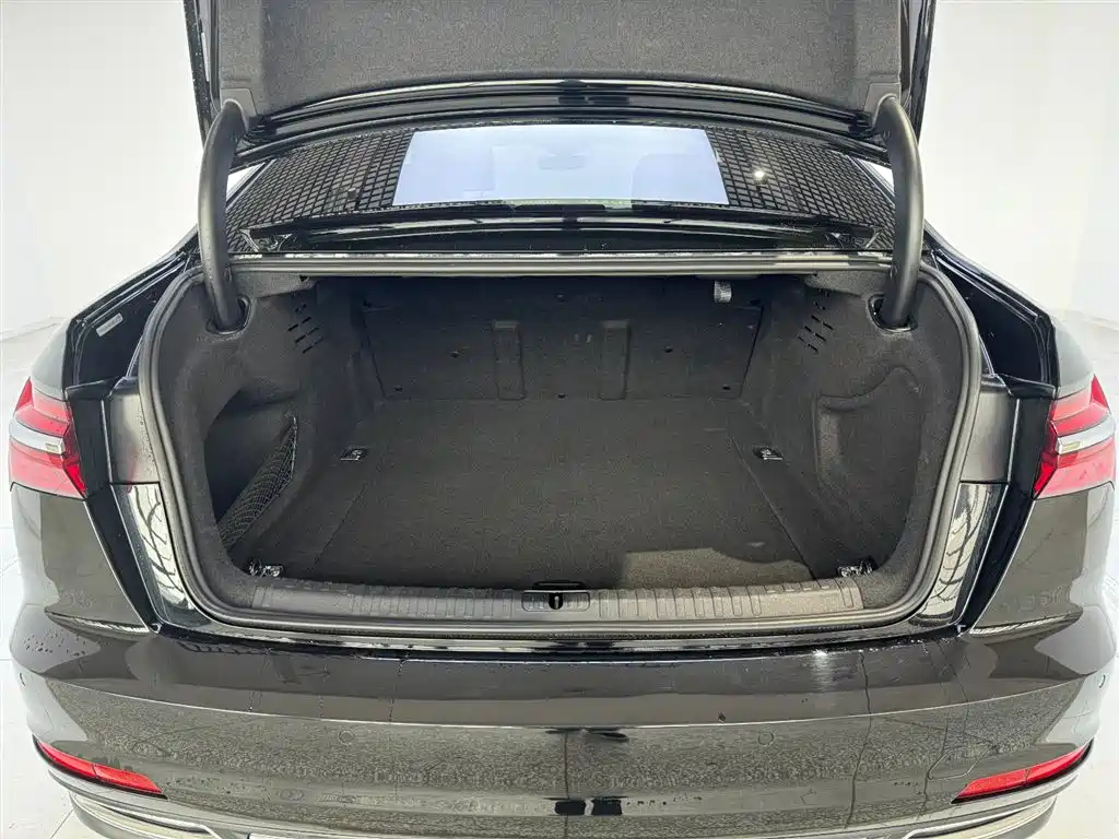 AUDI A6L 2021