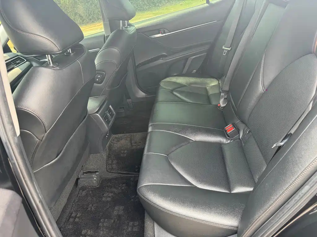 TOYOTA CAMRY 2021