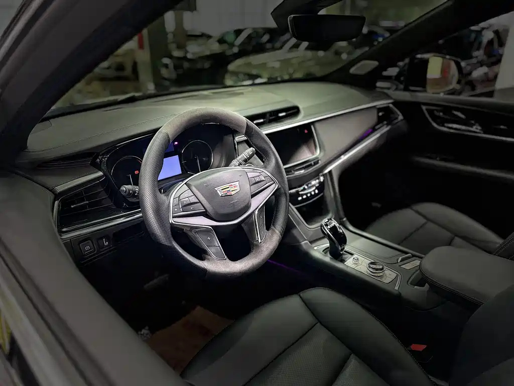CADILLAC XT5 2020