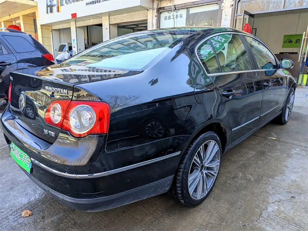 VOLKSWAGEN MAGOTAN 2008
