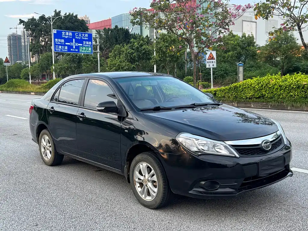 BYD F3 2015