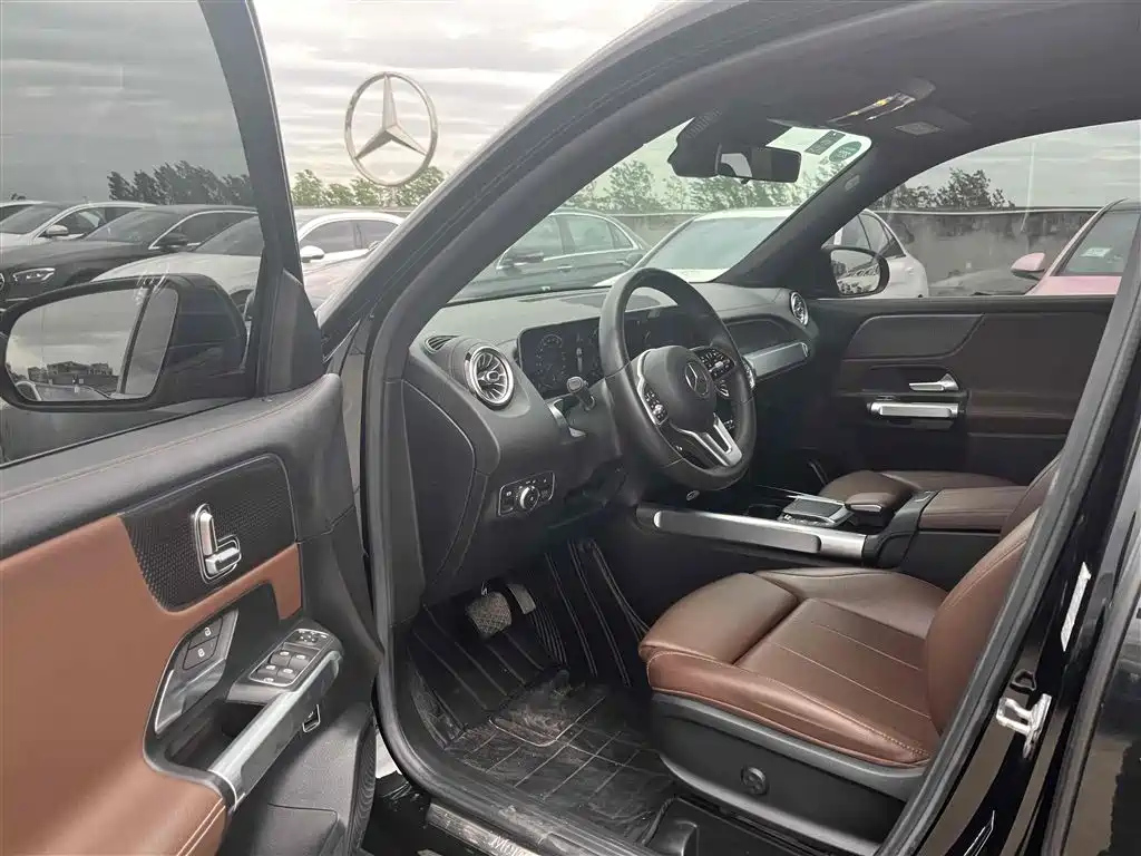 MERCEDES BENZ GLB 2020