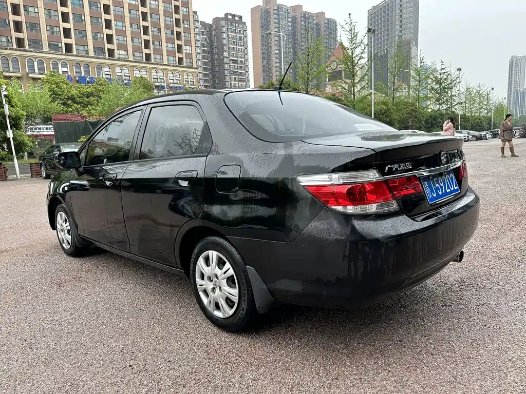 EVERUS S1 2012