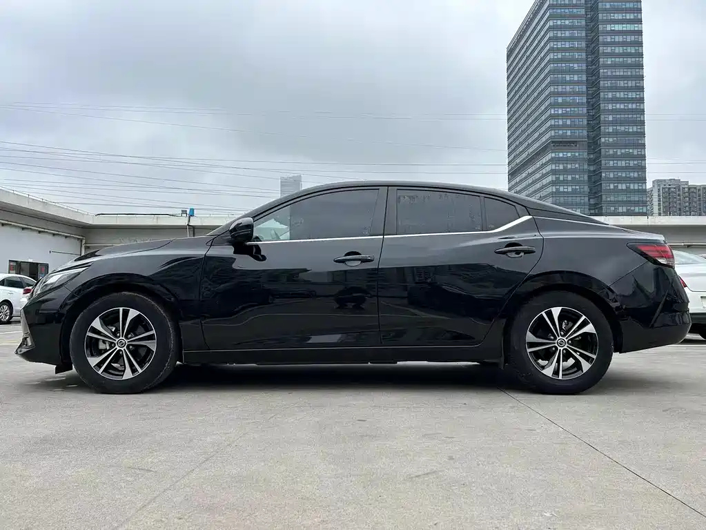 NISSAN SYLPHY 2021