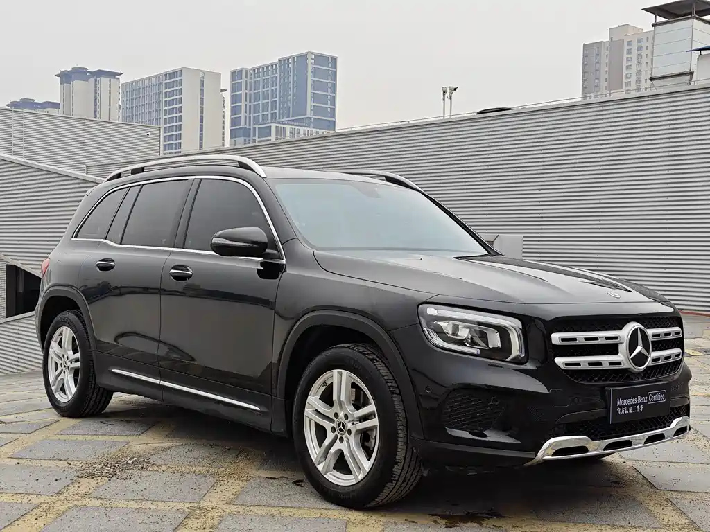 MERCEDES BENZ GLB 2022