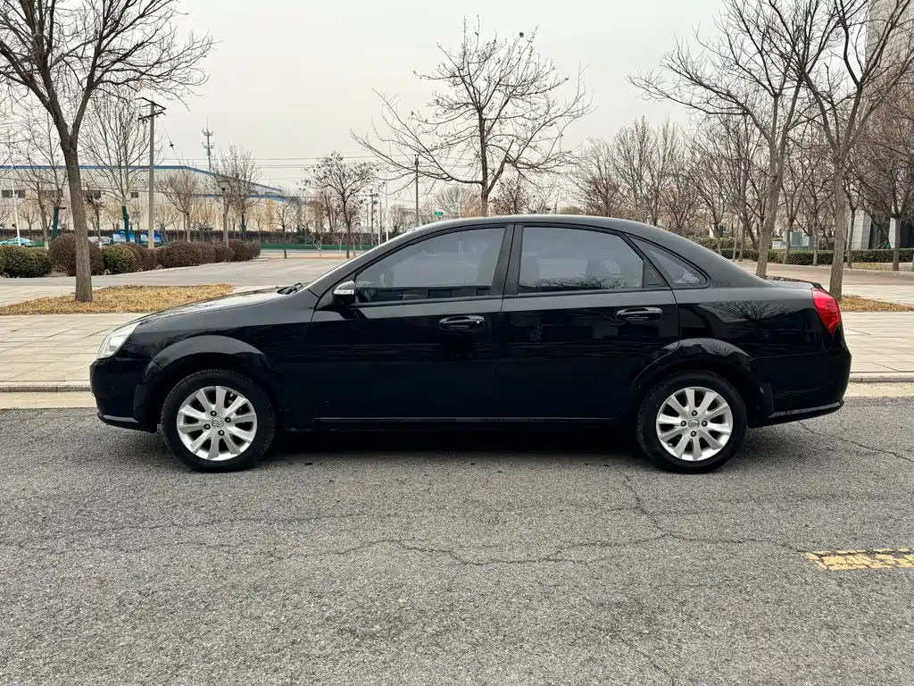BUICK EXCELLE 2011
