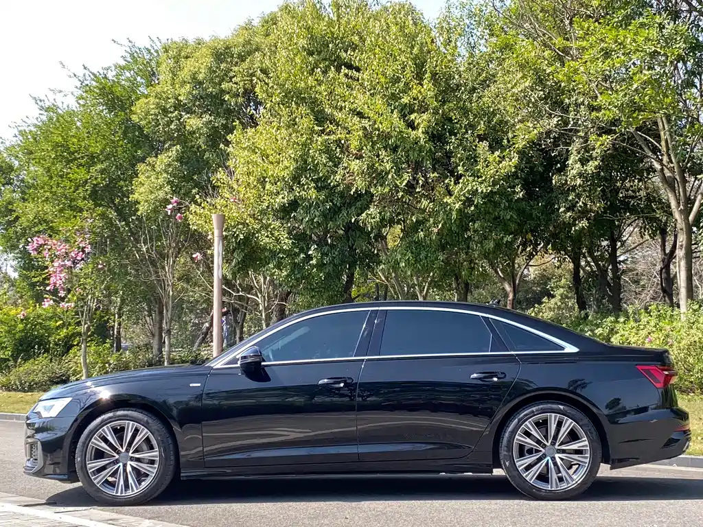 AUDI A6L 2022