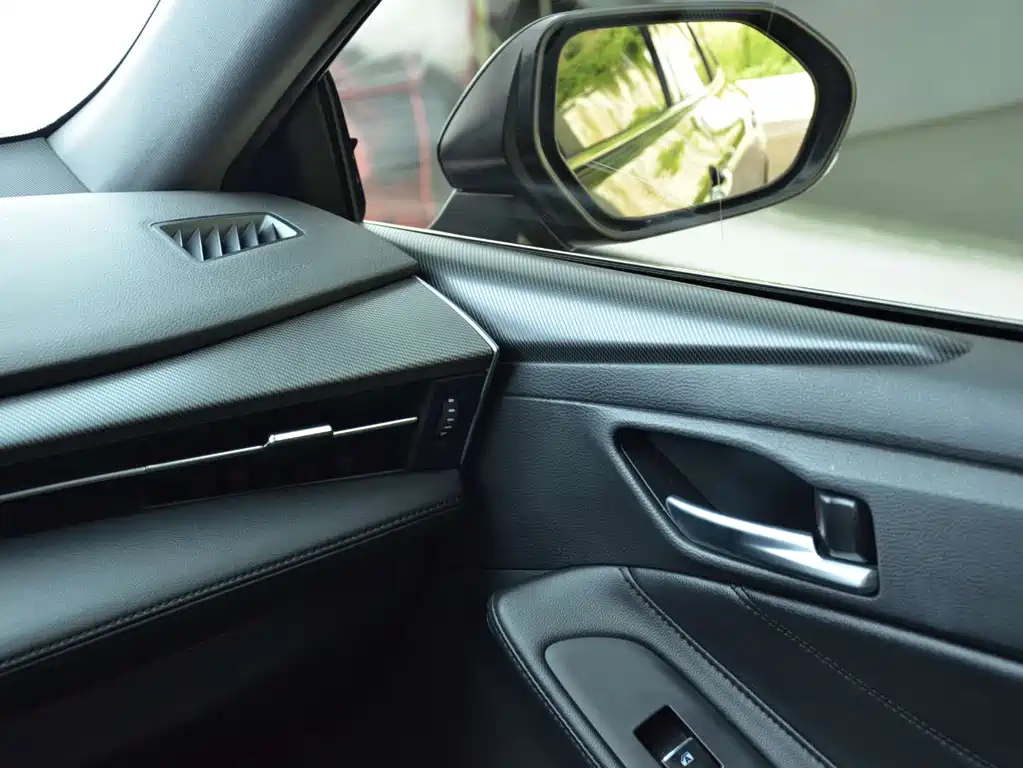 TOYOTA AVALON 2021