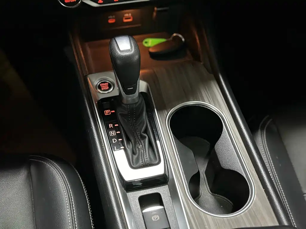 NISSAN TEANA 2021