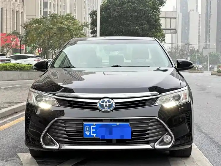 TOYOTA CAMRY 2015