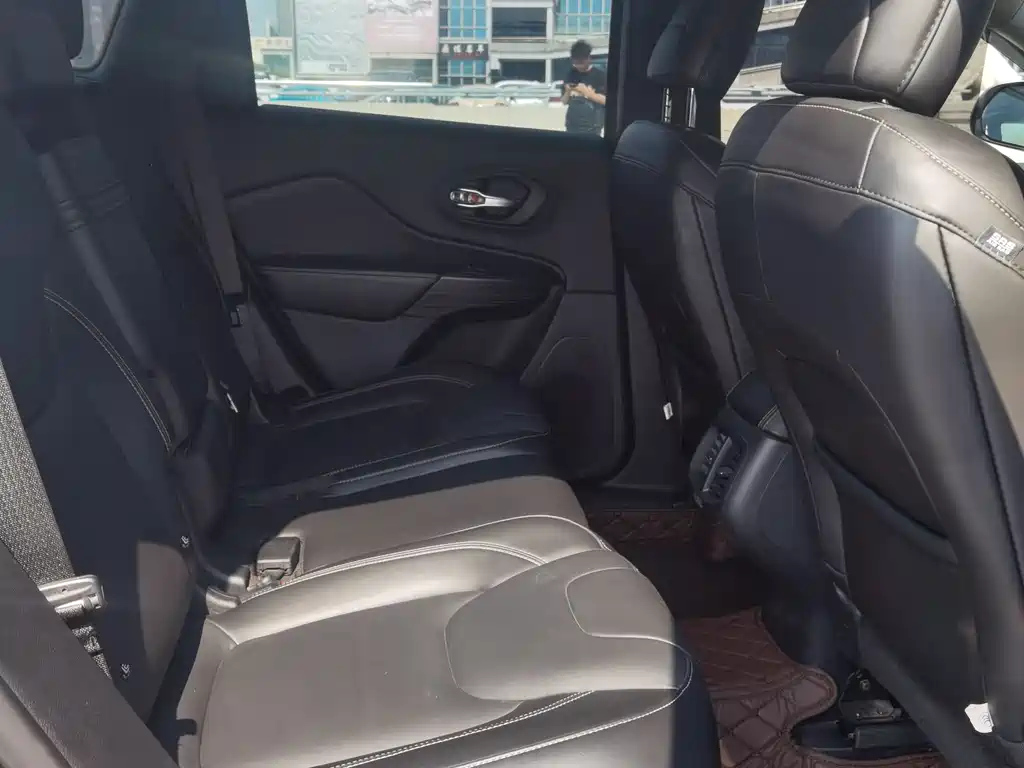 JEEP CHEROKEE 2017