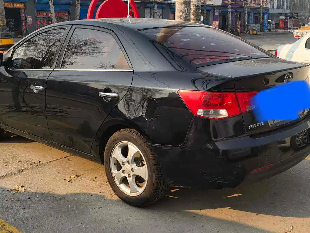 KIA FORTE 2011