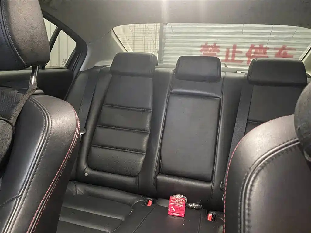 MAZDA ATENZA 2015