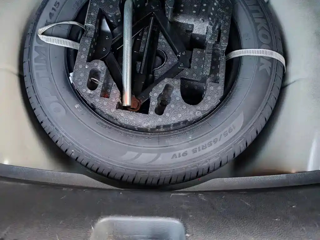 VOLKSWAGEN SAGITAR 2018