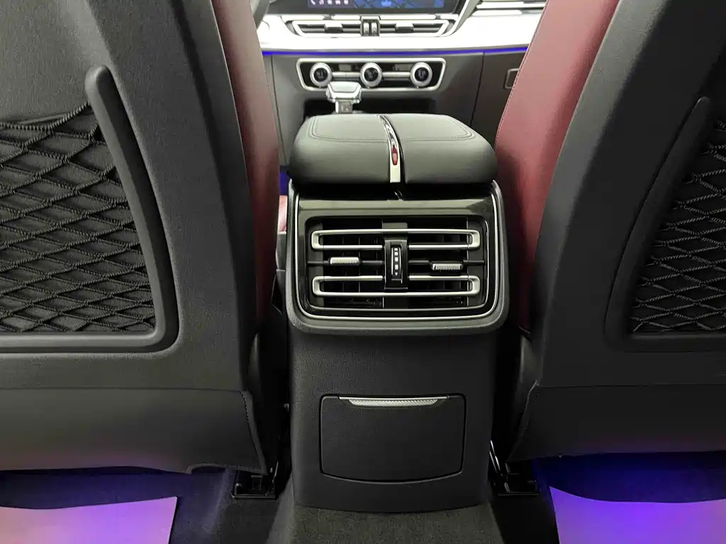 HONGQI HS5 2024