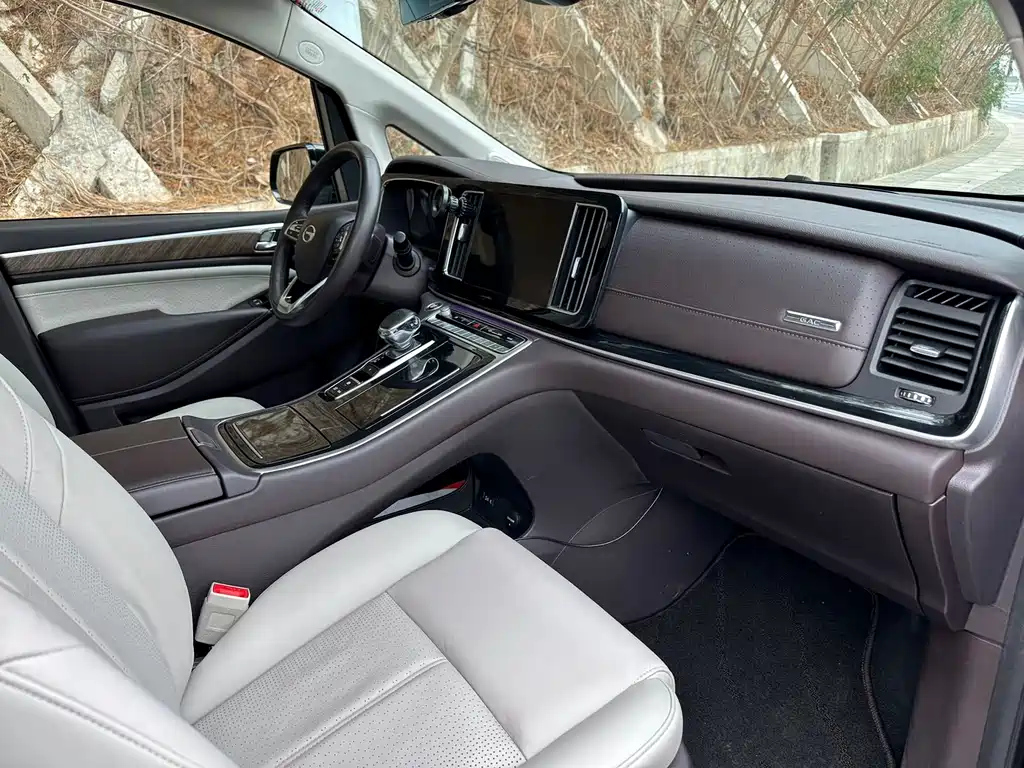 TRUMPCHI M8 2022