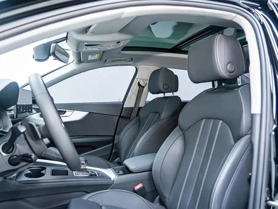 AUDI A4L 2021