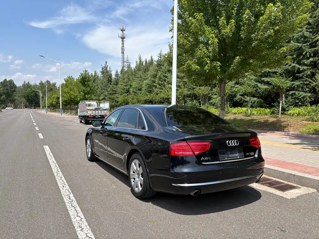 AUDI A8 2013