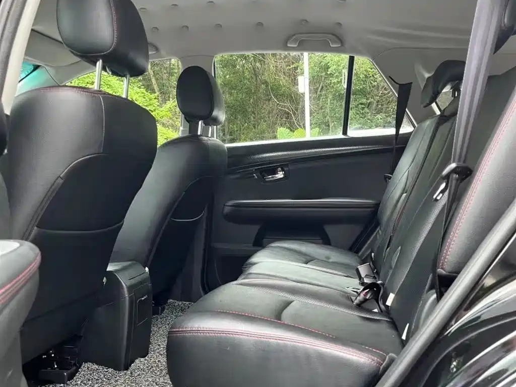 BYD S6 2015