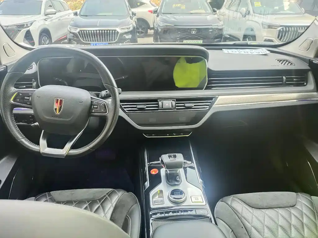 HONGQI HS5 2020