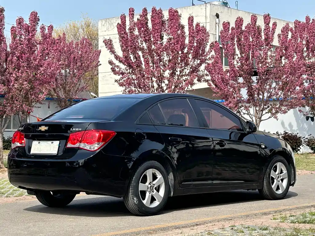 CHEVROLET CRUZE 2010