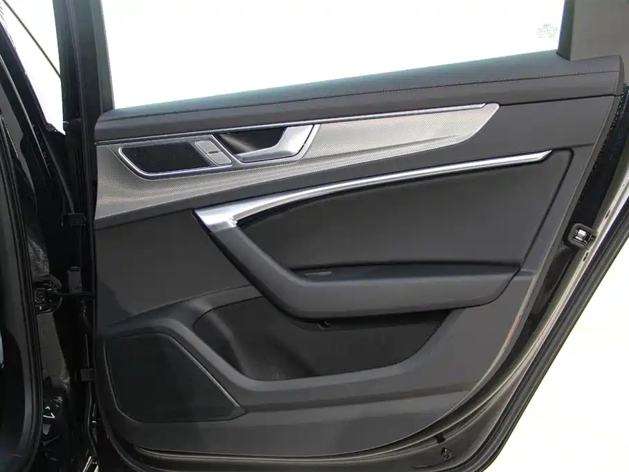 AUDI A6L 2023
