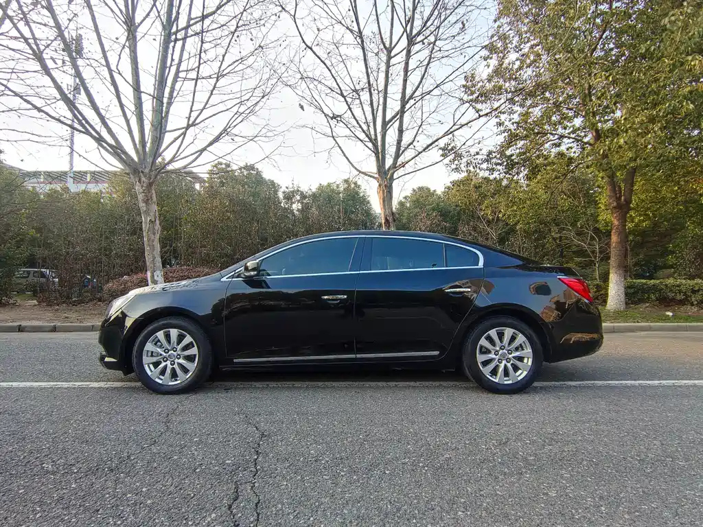 BUICK LACROSSE 2015