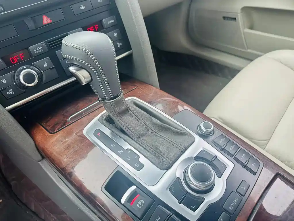 AUDI A6L 2009