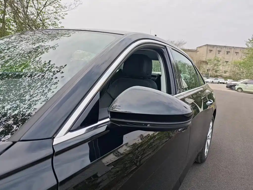 AUDI A6L 2023