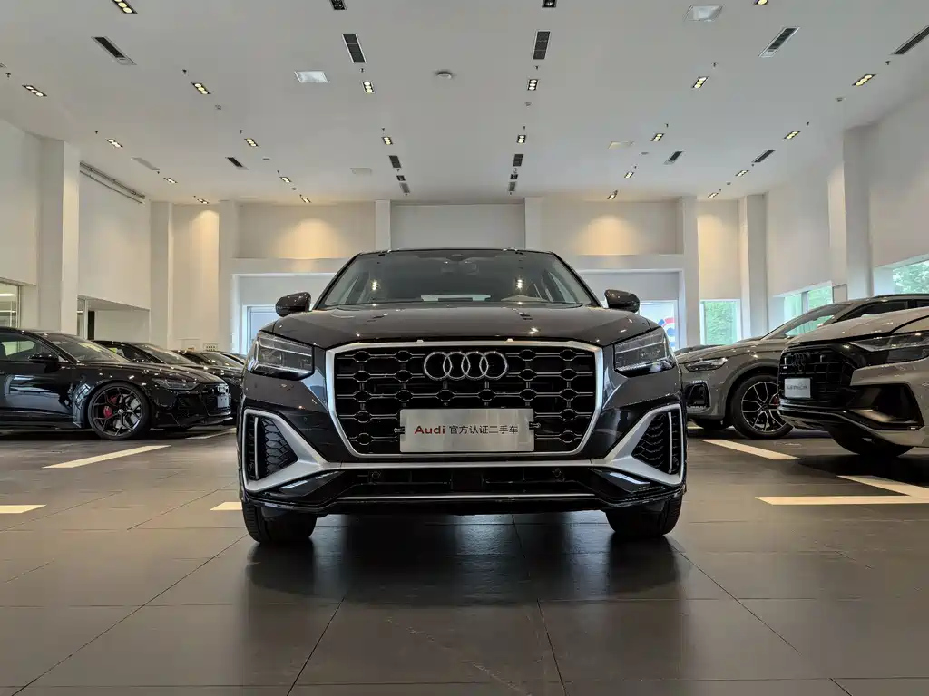 AUDI Q2L 2023