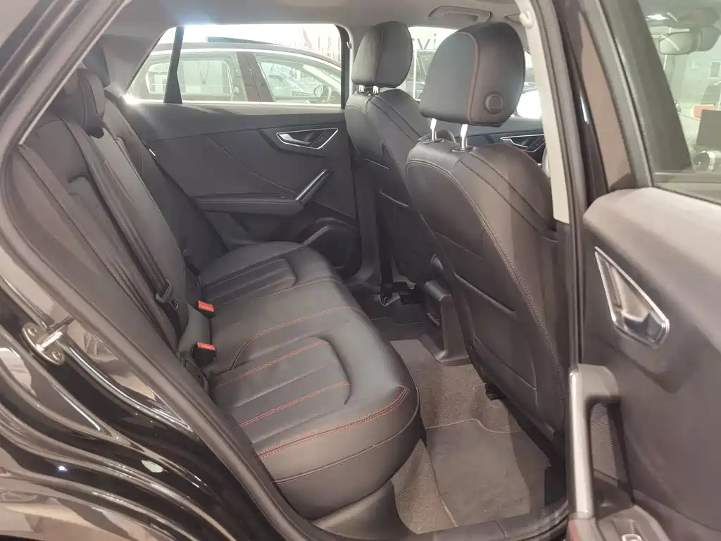 AUDI Q2L 2023