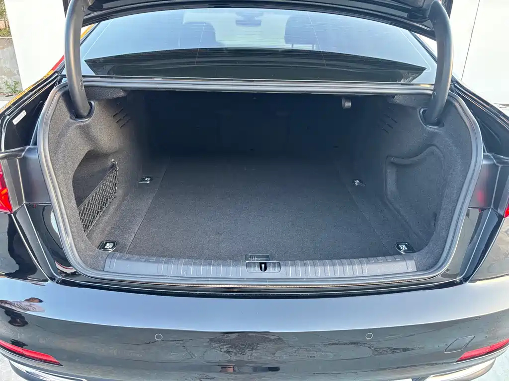 AUDI A6L 2020