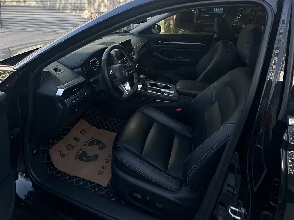 NISSAN TEANA 2021