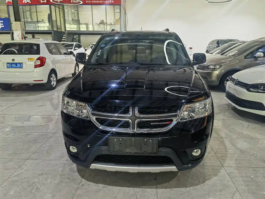 DODGE JCUV 2014