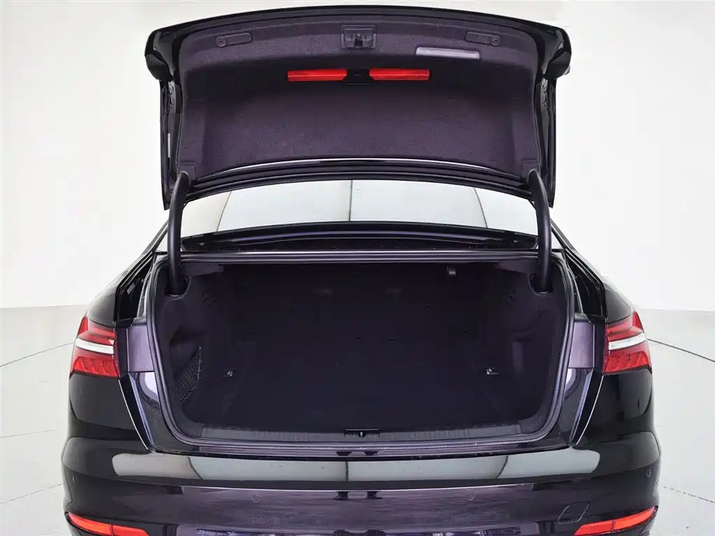 AUDI A6L 2022