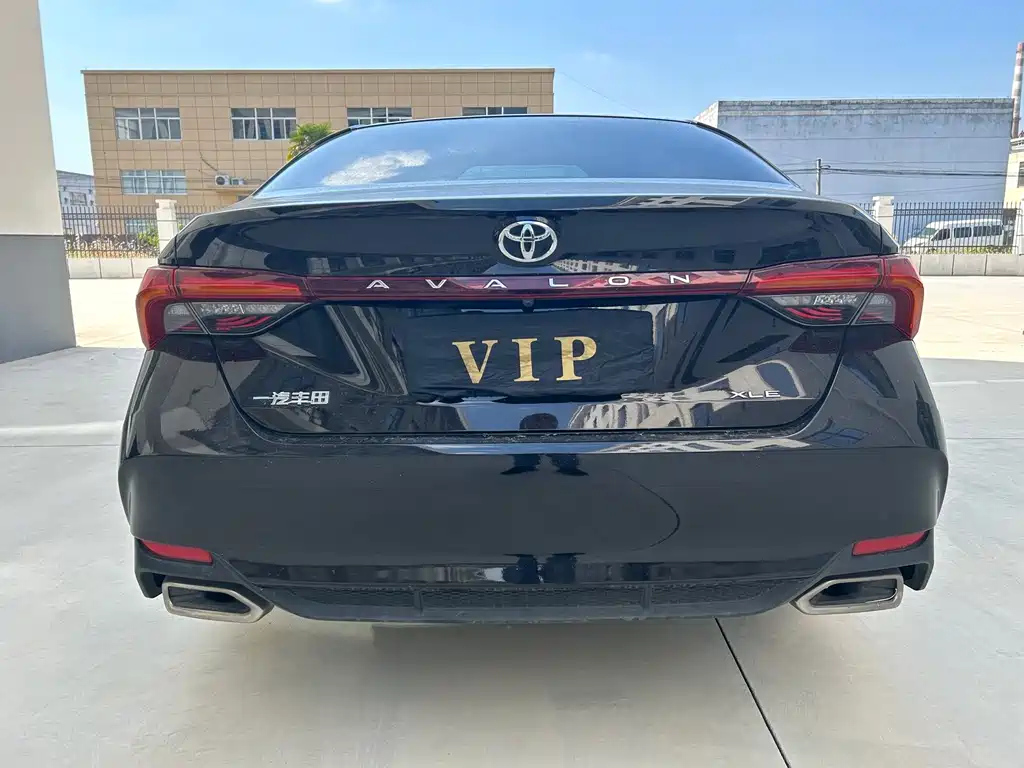 TOYOTA AVALON 2020