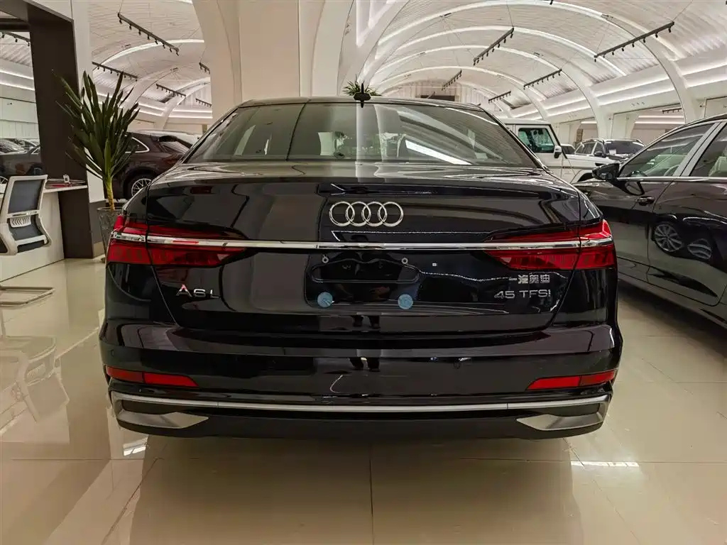 AUDI A6L 2024