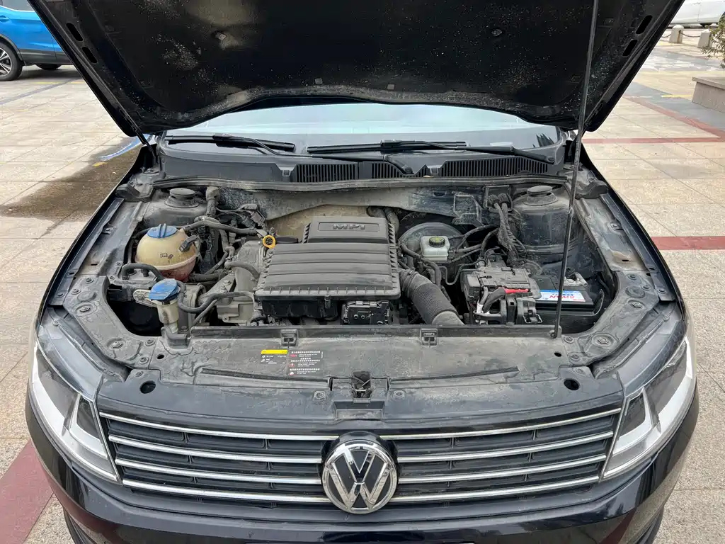 VOLKSWAGEN LAVIDA 2017
