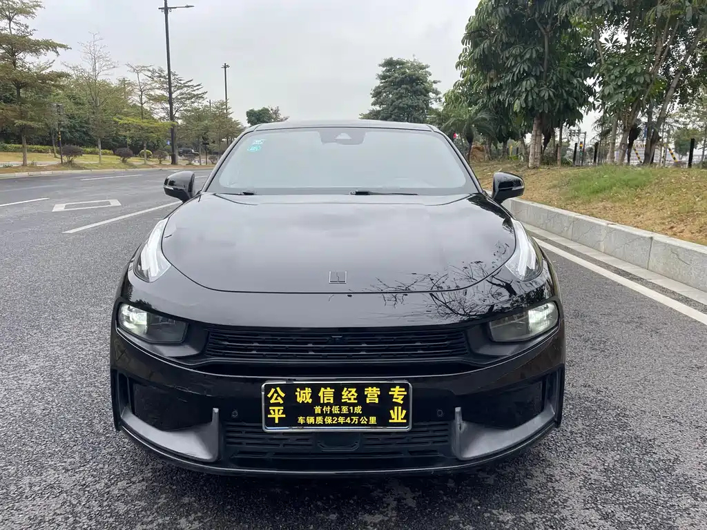 LYNK&CO 03 2021