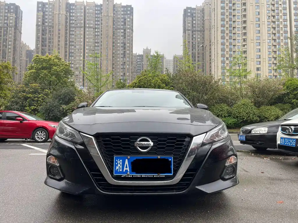 NISSAN TEANA 2021